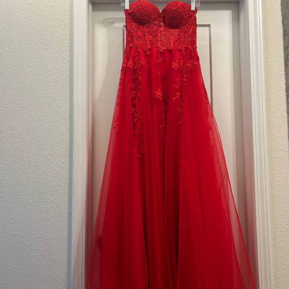 Stacees Prom Dress Size 4 - Picture 1 of 14